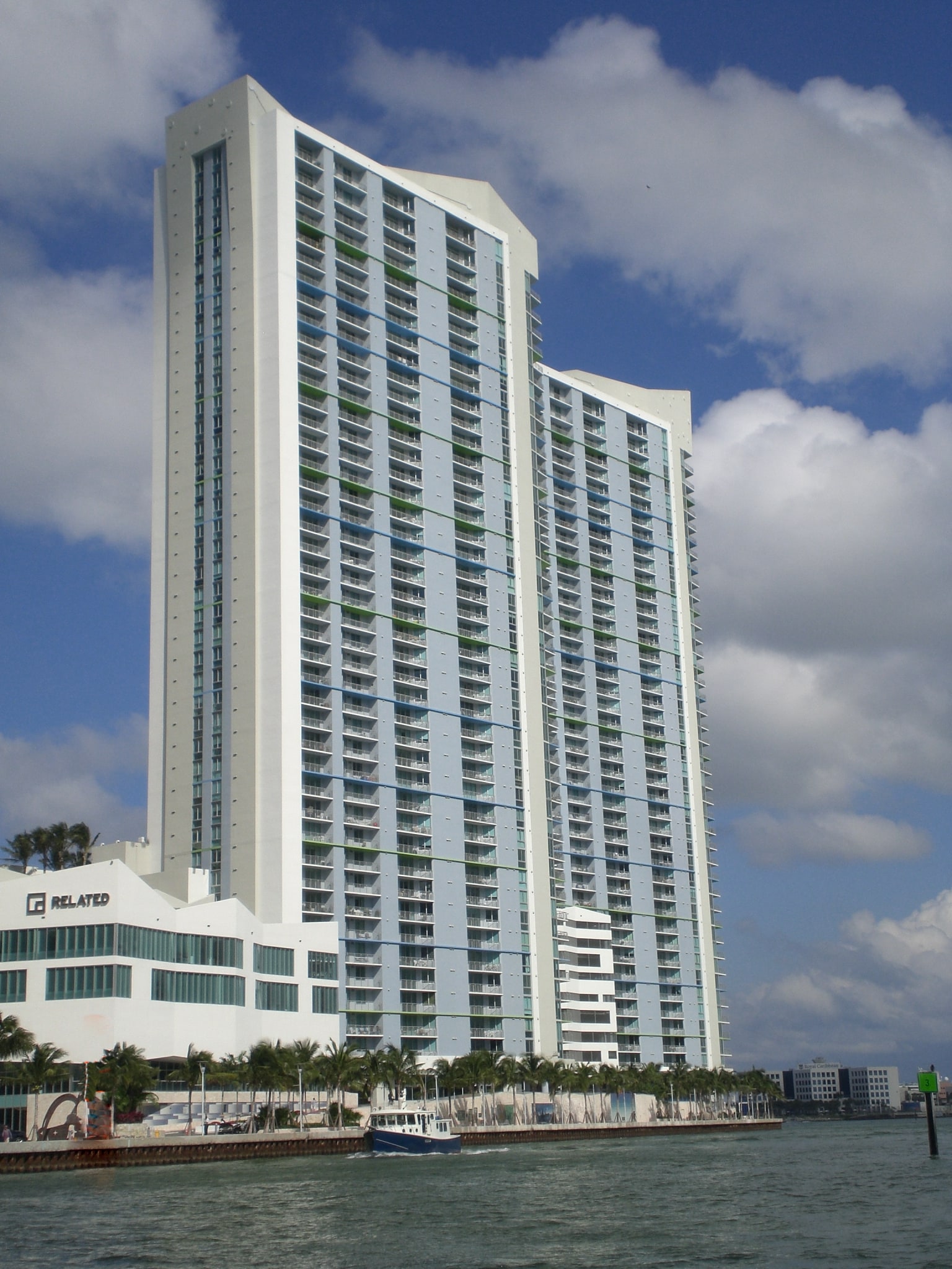 One Miami West