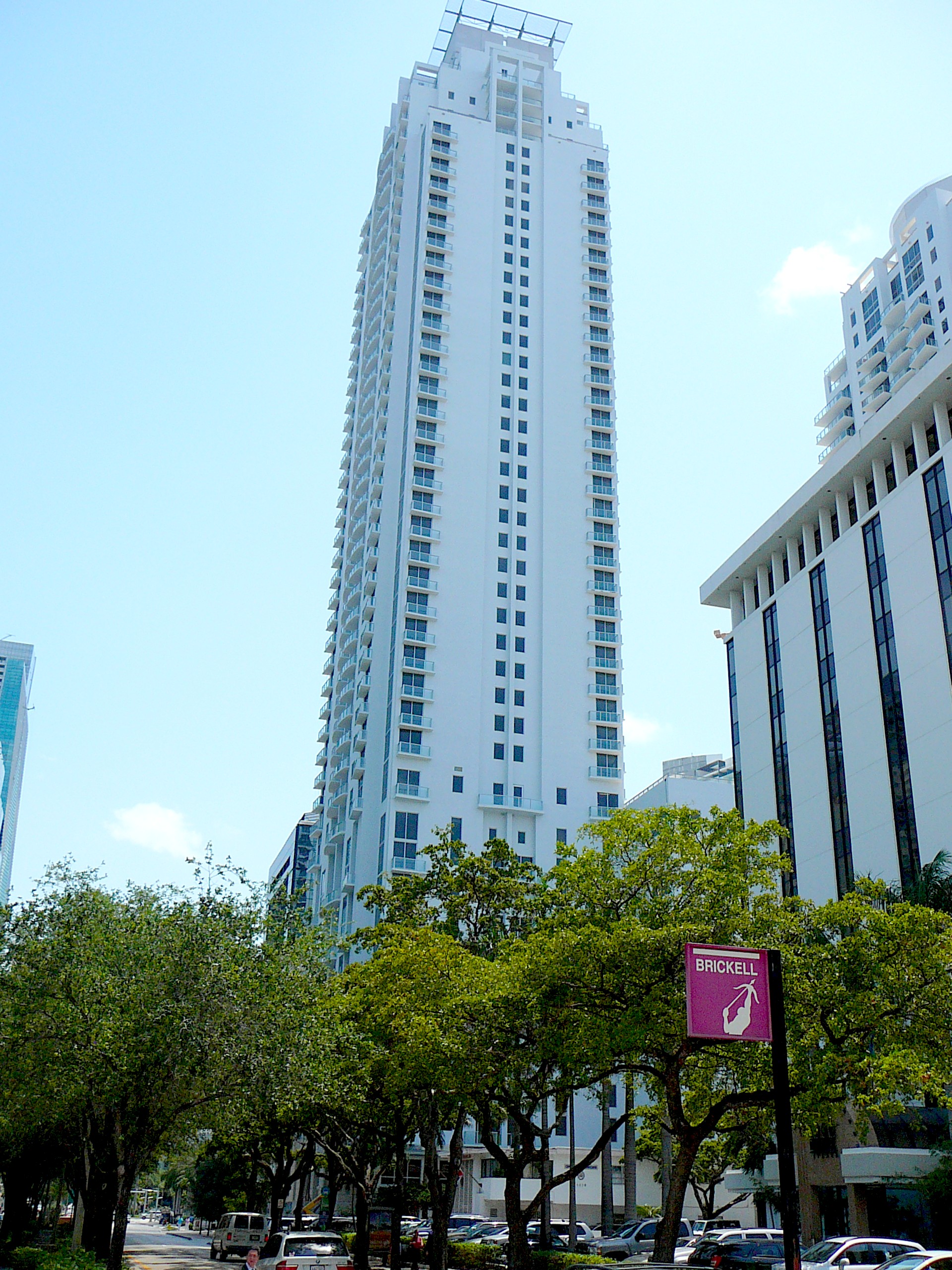 Avenue 1060