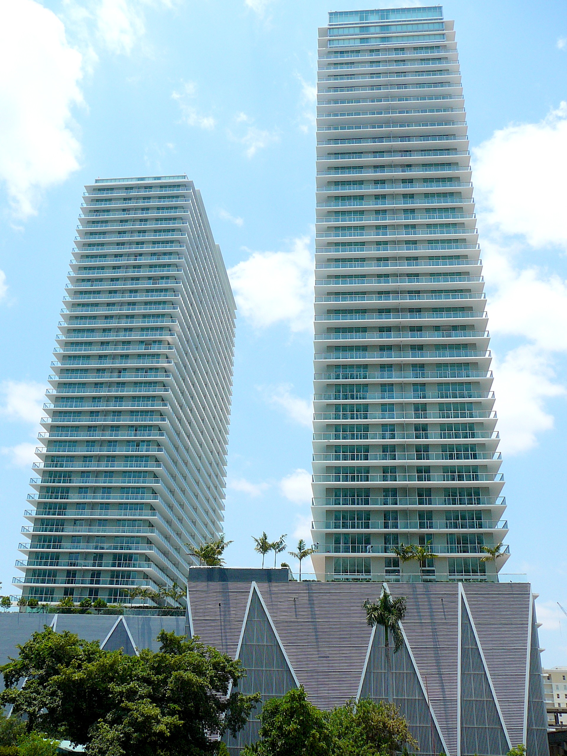 Axis on Brickell