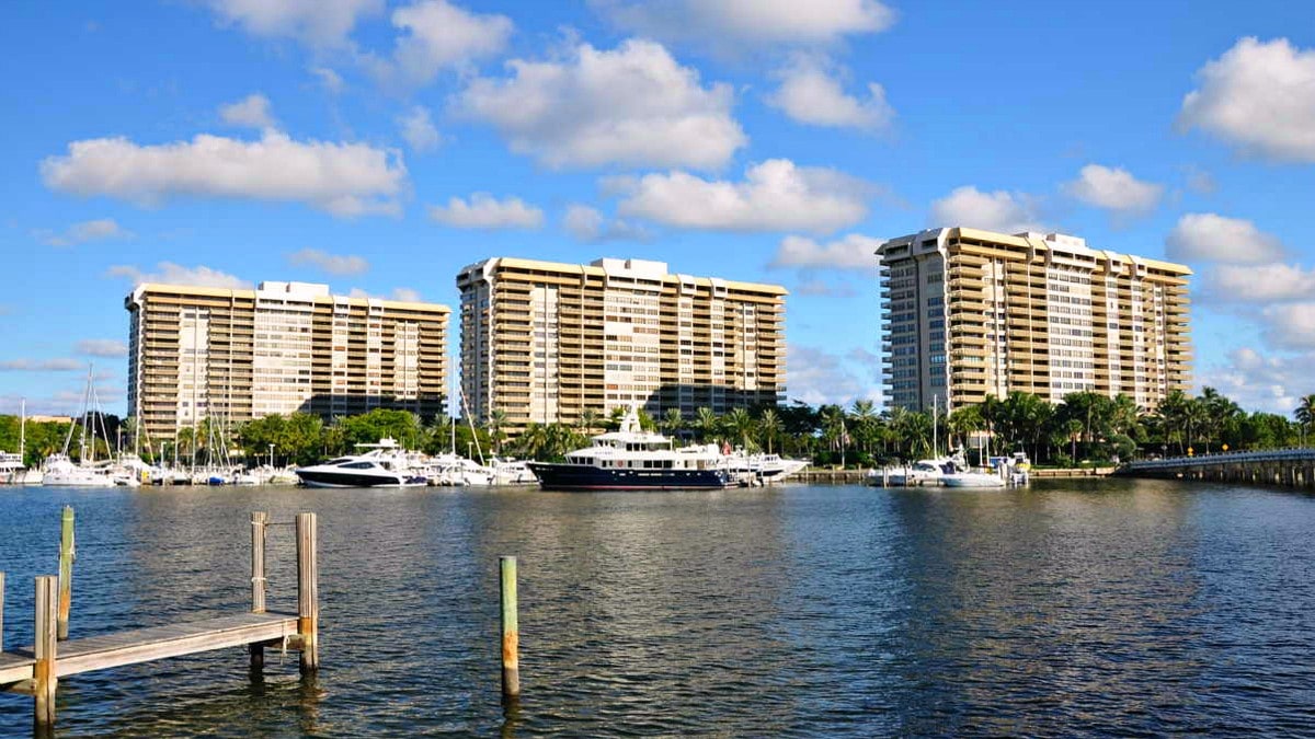 Grove Isle
