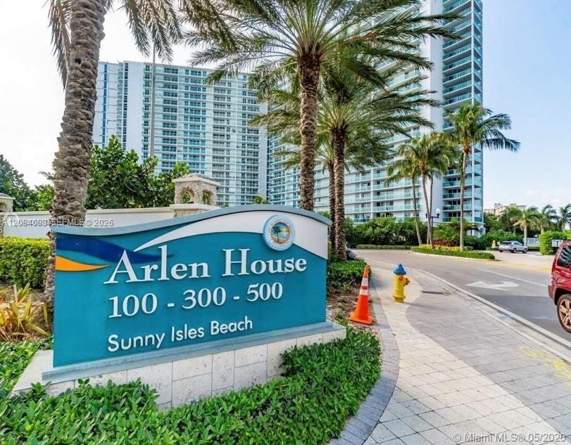 Arlen House East