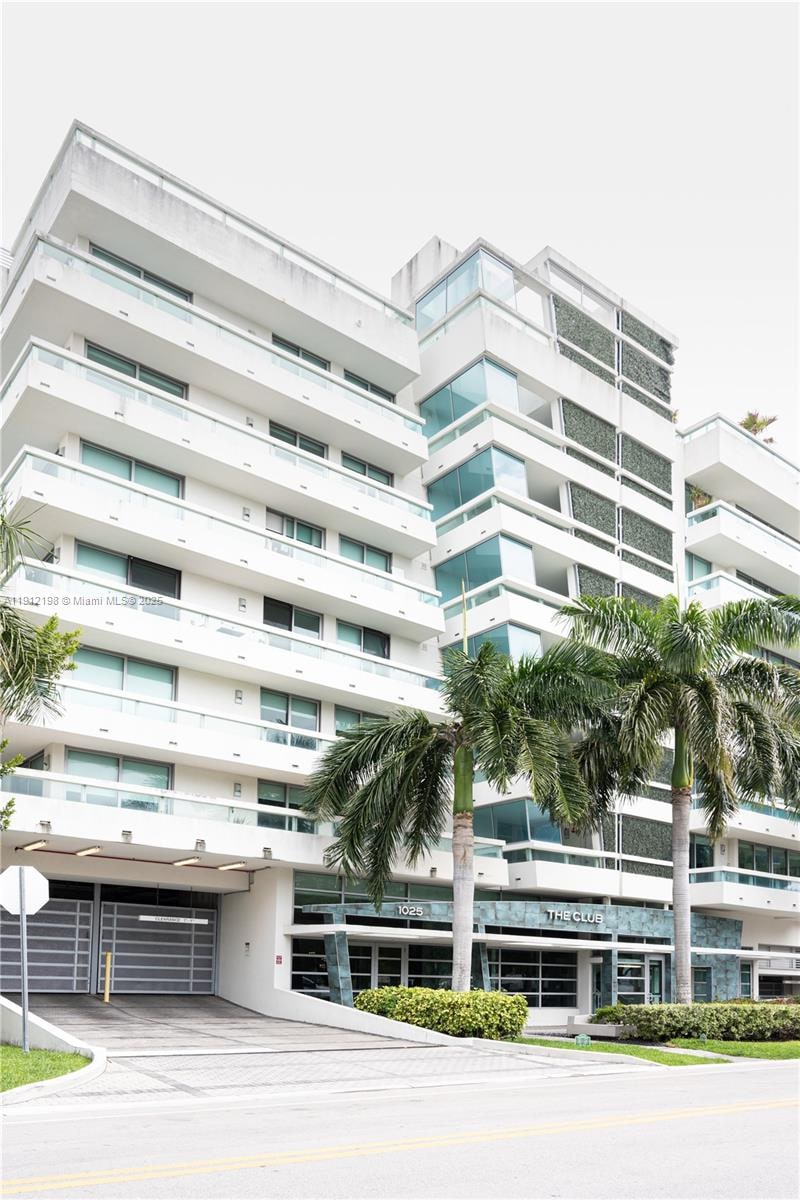 Bay Harbor Club
