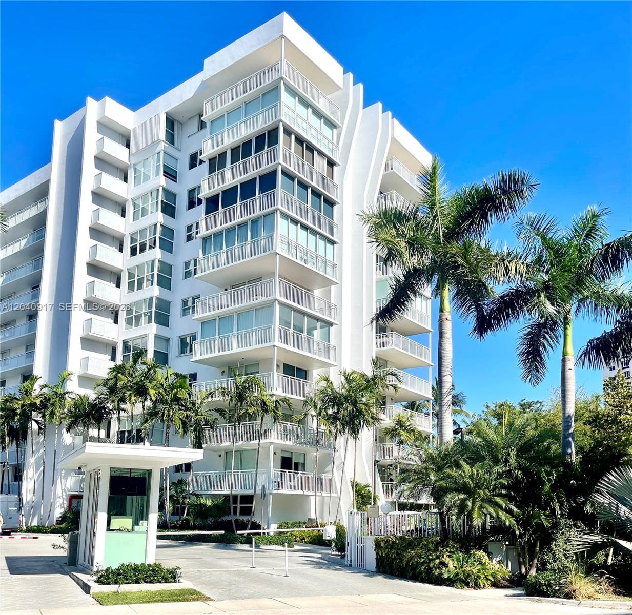 Sands of Key Biscayne