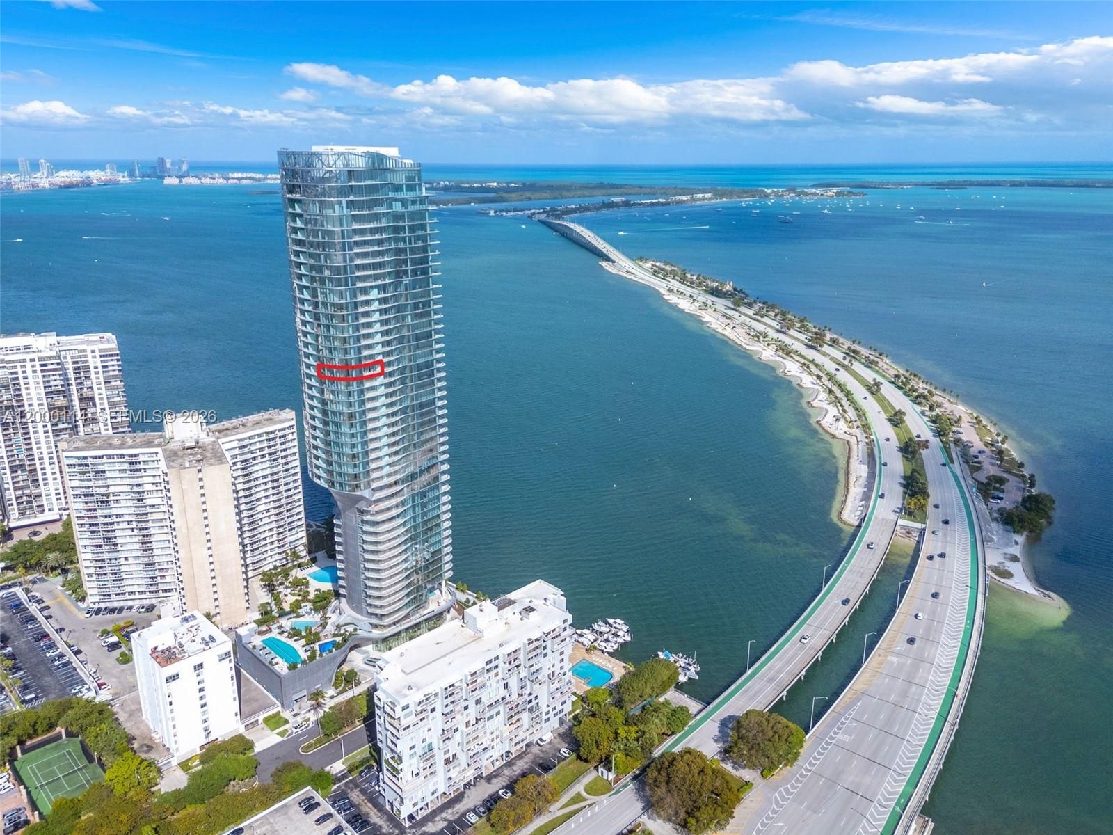 Una Residences