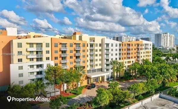 Venture At Aventura West