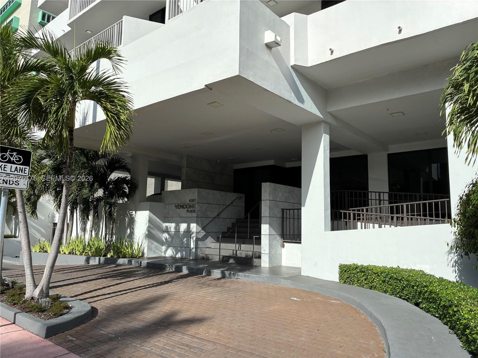 Vendome Place