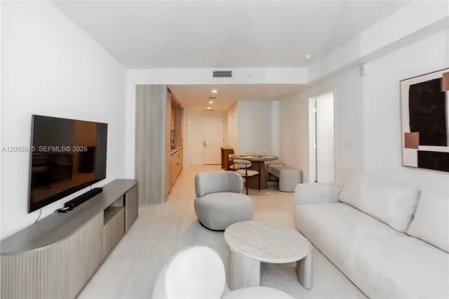 Viceroy Brickell Residences: building rendering photo 4